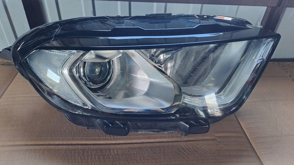 Frontscheinwerfer Ford Ecosport GN15-13D154 Rechts Scheinwerfer Headlight