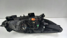 Laden Sie das Bild in den Galerie-Viewer, Frontscheinwerfer Mazda II Links Scheinwerfer Headlight