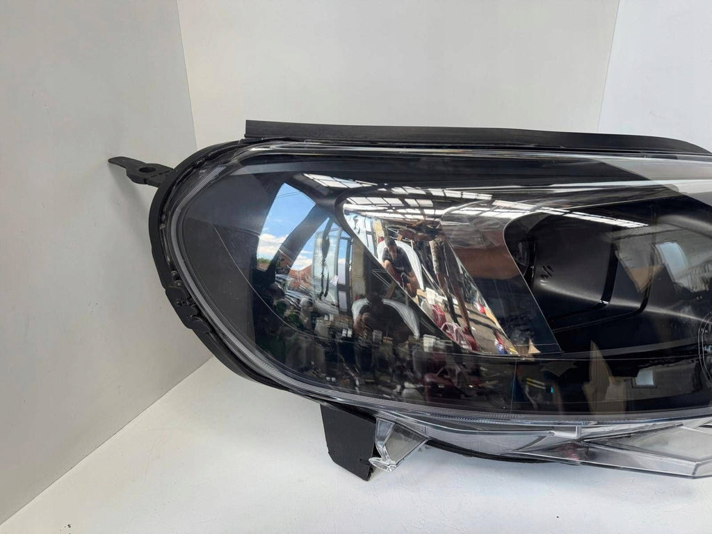 Frontscheinwerfer Opel Zafira Vivaro C 9832836480 Xenon Rechts Headlight SCH2736111602di