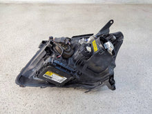 Laden Sie das Bild in den Galerie-Viewer, Frontscheinwerfer Toyota Avensis AOP43614 Rechts Scheinwerfer Headlight SCH1666171128qp