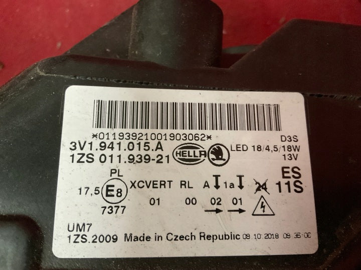 Frontscheinwerfer Skoda Superb III 3V1941016A 3V1941015A Xenon Ein Satz SCH3793924480tj