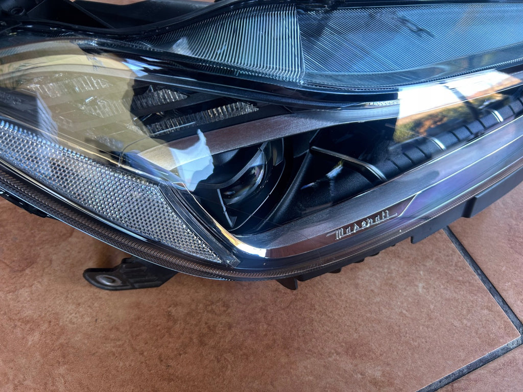 Frontscheinwerfer Maserati Ghibli 670100984 00670100984 Full LED Rechts SCH8478925244or