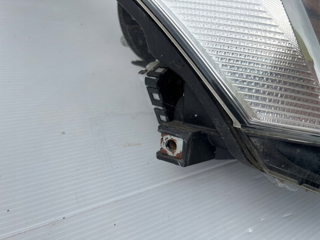 Frontscheinwerfer Kia Sorento Avensis Ein Stück (Rechts oder Links) Headlight