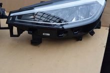 Laden Sie das Bild in den Galerie-Viewer, Frontscheinwerfer VW Id.4 11B941005 LED Links Scheinwerfer Headlight