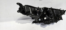 Load image into Gallery viewer, Frontscheinwerfer Toyota Yaris EUK0-8 Full LED Links Scheinwerfer Headlight SCH5445831061qd