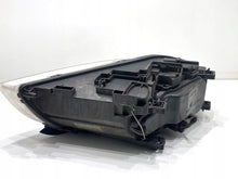 Laden Sie das Bild in den Galerie-Viewer, Frontscheinwerfer Volvo V70 III 31214351 Links Scheinwerfer Headlight SCH1591862882bx