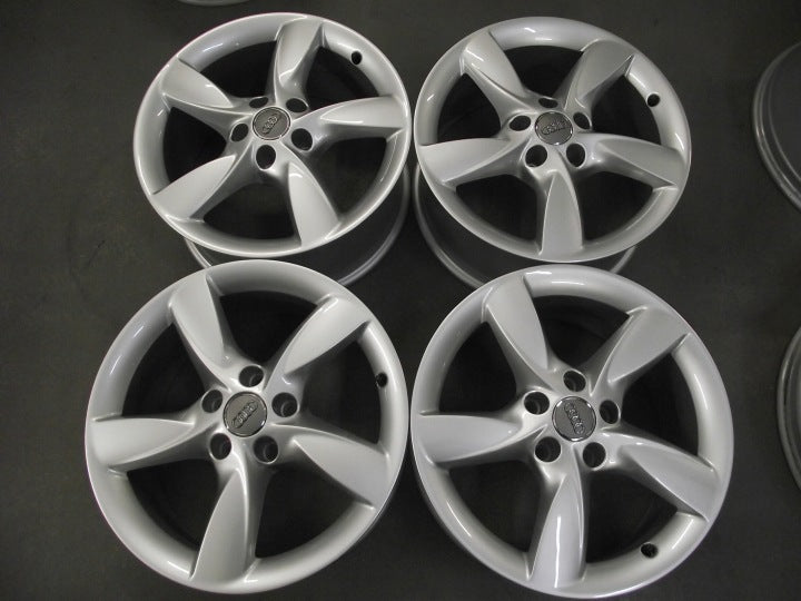 4x Alufelge 17 Zoll 7.5" 5x112 37ET Glanz Silber Audi Rim Wheel FEL8577663336pc