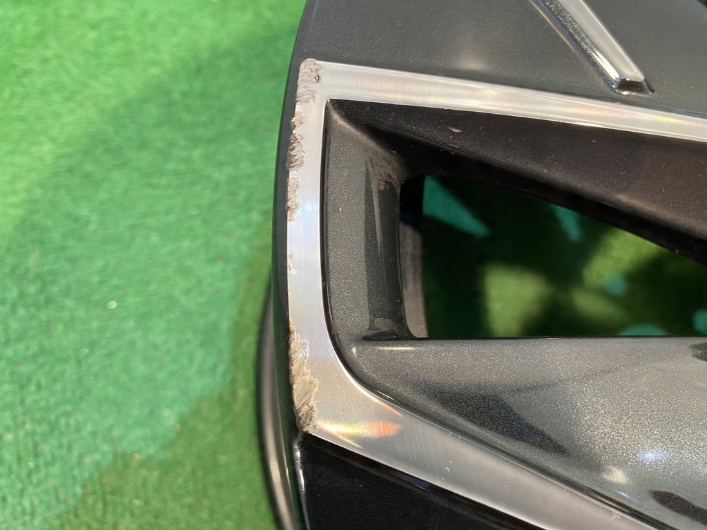 1x Alufelge 18 Zoll 8.0" 5x112 44ET 3V0601025B Skoda Superb Iii Rim Wheel