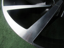 Laden Sie das Bild in den Galerie-Viewer, 1x Alufelge 17 Zoll 7.0&quot; 5x112 40ET Glanz Grau 5NA601025P Mg Tiguan Rim Wheel