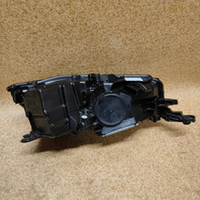 Laden Sie das Bild in den Galerie-Viewer, Frontscheinwerfer Skoda Fabia III 6V1941015E LED Links Scheinwerfer Headlight SCH3486350174ff