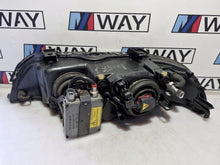 Laden Sie das Bild in den Galerie-Viewer, Frontscheinwerfer BMW E39 Xenon Rechts Scheinwerfer Headlight SCH4952993714dr