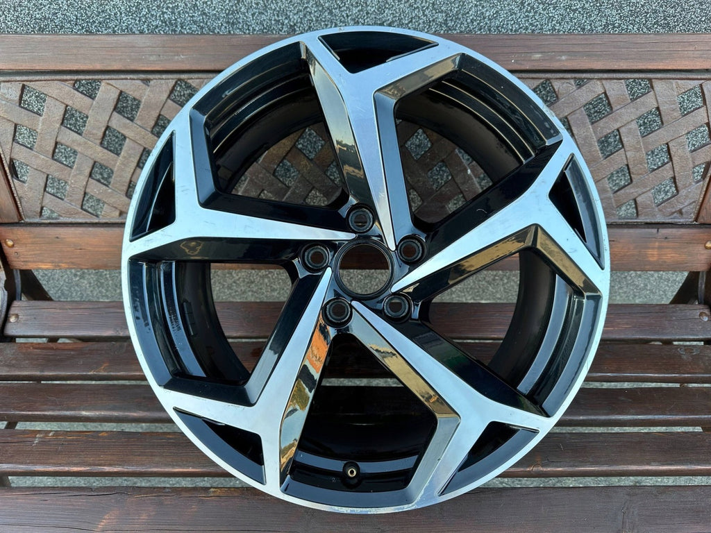 1x Alufelge 18 Zoll 8.0" 5x112 44ET Glanz Schwarz 3G0601025BG VW Passat B8 FEL2389344956ag