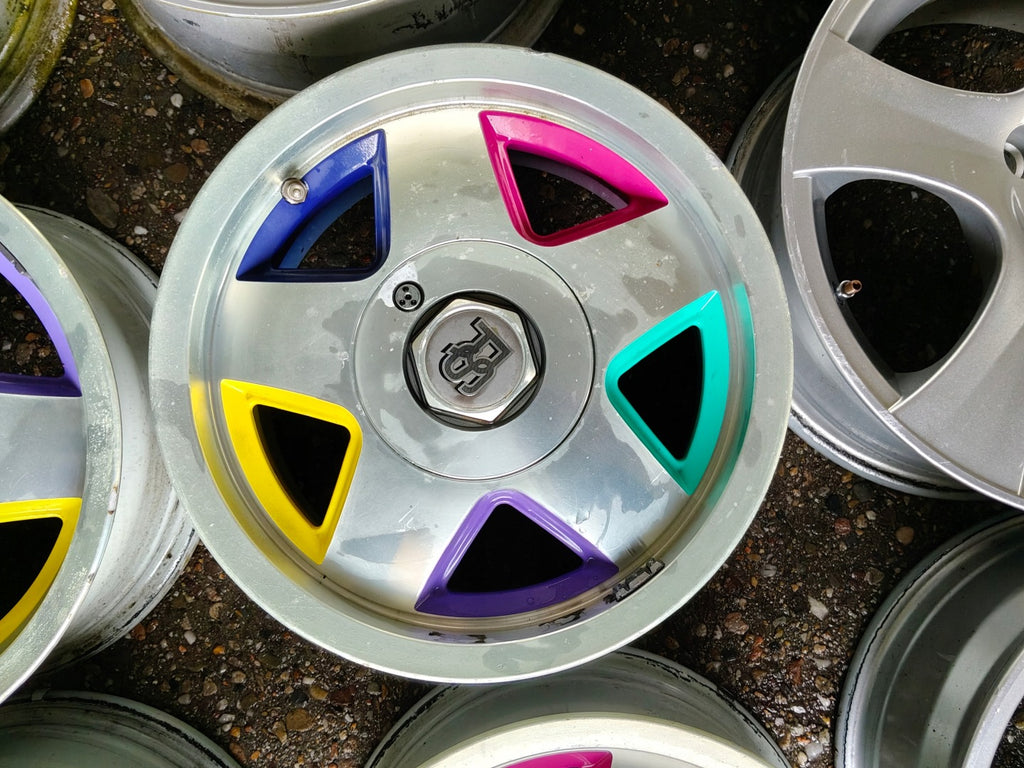 4x Alufelge 14 Zoll 6.0" 4x108 32ET Glanz Silber H89SX Ford I Rim Wheel FEL3946537910je