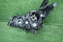 Load image into Gallery viewer, Frontscheinwerfer Mazda 3 BHR251030 Rechts Scheinwerfer Headlight SCH7796424726uk