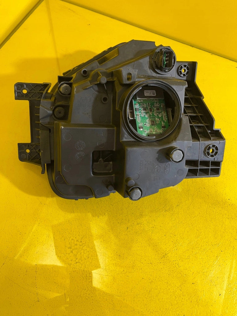 Frontscheinwerfer Kia Soul III A3040176 LED Rechts Scheinwerfer Headlight SCH9288065119qg