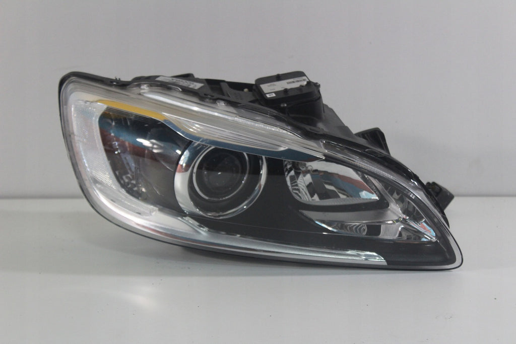 Frontscheinwerfer Volvo V60 I S60 31698819 Xenon Rechts Scheinwerfer Headlight SCH6223649191wf