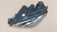 Laden Sie das Bild in den Galerie-Viewer, Frontscheinwerfer Mercedes-Benz W213 A2139067706 LED Links Headlight SCH3882119582tr