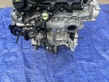 Laden Sie das Bild in den Galerie-Viewer, Motor Peugeot 2008 II HN05 10TMA5 1.2 THP 20TKm Benzin Engine Unkomplett