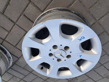 Laden Sie das Bild in den Galerie-Viewer, 1x Alufelge 16 Zoll 7.0" 5x112 31ET Glanz Grau A2034012802 Mercedes-Benz W203 FEL3560778568sc