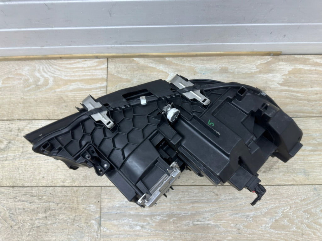 Frontscheinwerfer BMW 3 G21 G20 9481696 9481695-08 LED Rechts oder Links SCH9454870222zk