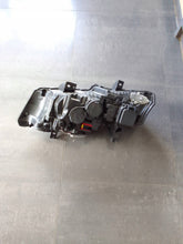 Laden Sie das Bild in den Galerie-Viewer, Frontscheinwerfer Iveco I 58029054830 Rechts Scheinwerfer Headlight SCH7579923102lc