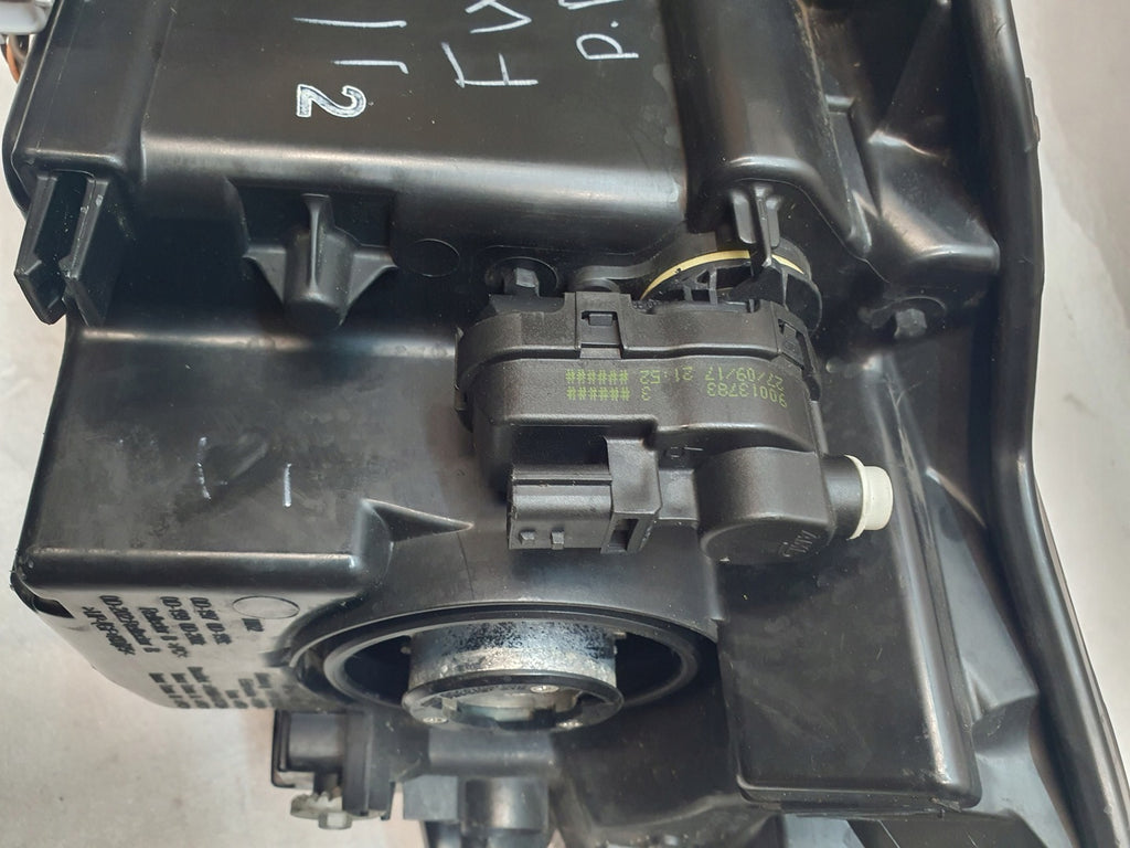 Frontscheinwerfer Toyota Yaris LED Rechts Scheinwerfer Headlight