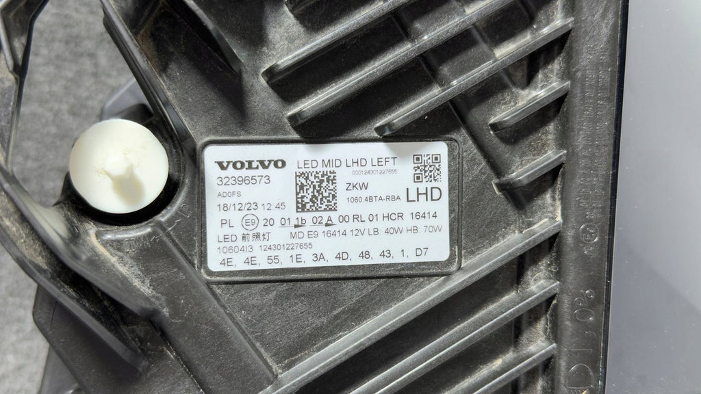 Frontscheinwerfer Volvo Xc60 II 32396573 Ein Stück (Rechts oder Links) Headlight SCH6843863017hq