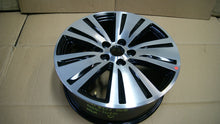 Load image into Gallery viewer, 1x Alufelge 18 Zoll 7.0" 5x114.3 45ET Glanz Silber 52910-3W710 Kia I Rim Wheel FEL9350242126or
