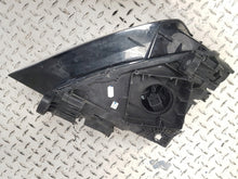 Laden Sie das Bild in den Galerie-Viewer, Frontscheinwerfer Audi Q2 81A941033 Full LED Ein Stück (Rechts oder Links)