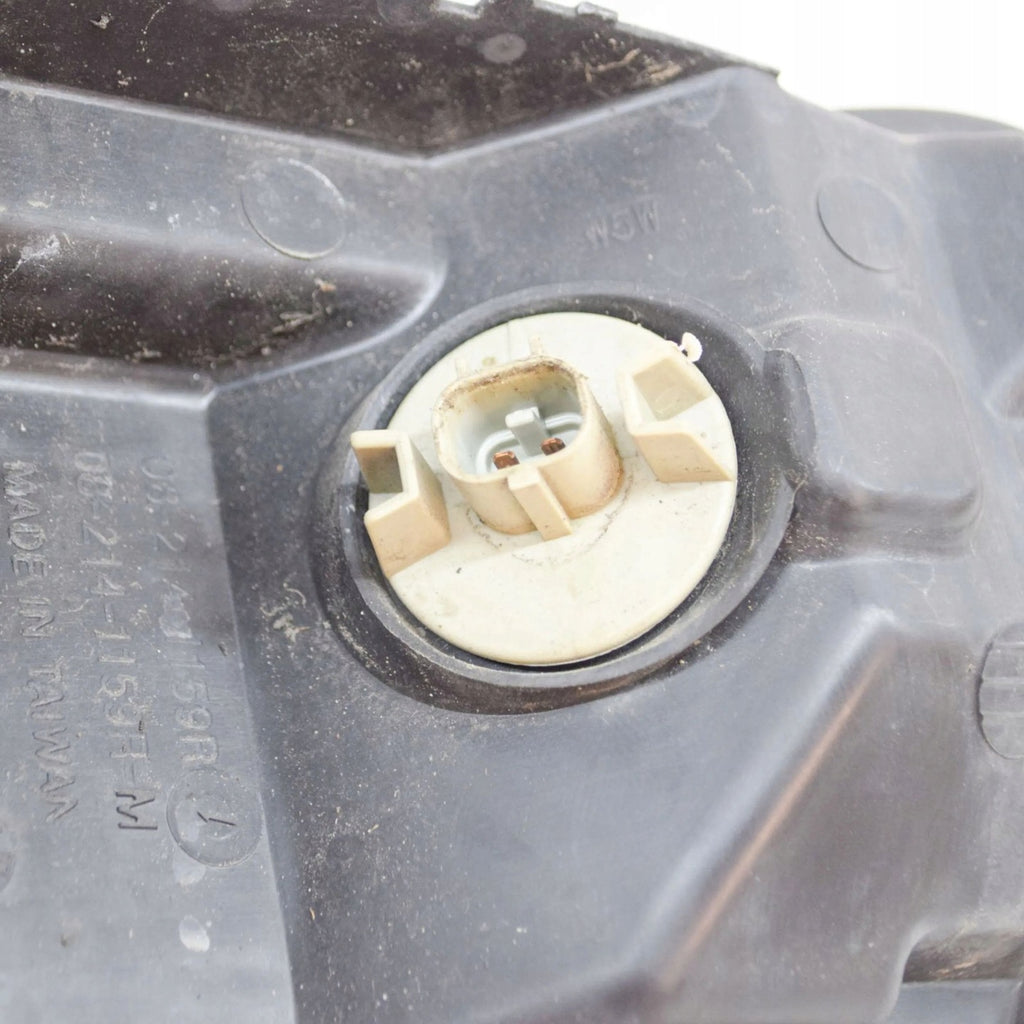 Frontscheinwerfer Mitsubishi Pajero 082141159R 082141159RM Rechts Headlight