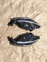 Load image into Gallery viewer, Frontscheinwerfer Seat Leon 5F1941008L 5F1941007L Ein Stück (Rechts oder Links) SCH7471986656mx