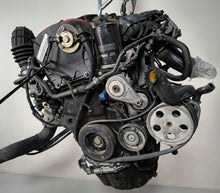 Laden Sie das Bild in den Galerie-Viewer, Motor Audi A4 B8 CAB 1.8 TFSI Benzin Engine Komplett
