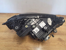 Laden Sie das Bild in den Galerie-Viewer, Frontscheinwerfer Mercedes-Benz A2069068104 Links Scheinwerfer Headlight SCH2818132806lg