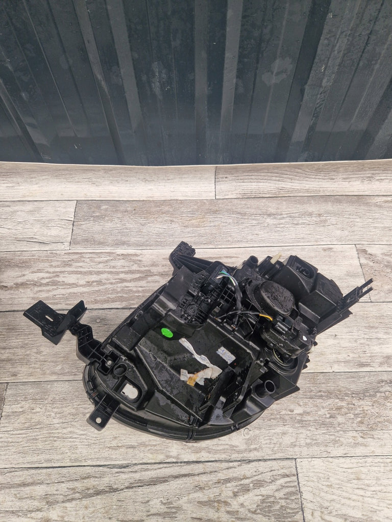 Frontscheinwerfer Smart Forfour 453 260607221R Ein Stück (Rechts oder Links) SCH4169732500nj