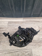 Laden Sie das Bild in den Galerie-Viewer, Frontscheinwerfer Smart Forfour 453 260607221R Ein Stück (Rechts oder Links) SCH4169732500nj