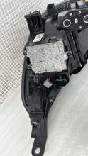 Laden Sie das Bild in den Galerie-Viewer, Frontscheinwerfer Hyundai I30 94921-21060 Rechts Scheinwerfer Headlight SCH8535100405bb