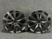Laden Sie das Bild in den Galerie-Viewer, 1x Alufelge 17 Zoll 6.0" 5x112 45ET Glanz Silber 5E0601025N Skoda Octavia Iii FEL1166663527ke