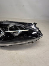 Laden Sie das Bild in den Galerie-Viewer, Frontscheinwerfer Ford Kuga III LV4B-13E016-AK LV4B13E016AKLV4B13E016AK Rechts SCH2166075629wj