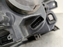 Laden Sie das Bild in den Galerie-Viewer, Frontscheinwerfer Renault Clio III 8200261610 Links Scheinwerfer Headlight SCH2994189393kt
