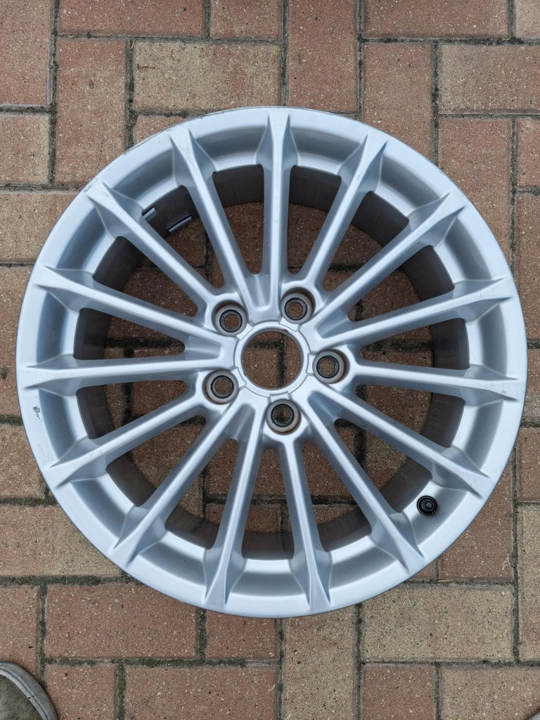 1x Alufelge 17 Zoll 7.5" 5x112 51ET Glanz Silber 8V0601025E Audi Rim Wheel FEL9663104628ls