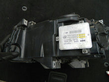 Laden Sie das Bild in den Galerie-Viewer, Frontscheinwerfer BMW F11 F10 7203254 Rechts Scheinwerfer Headlight SCH2930479165ob