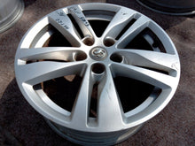 Laden Sie das Bild in den Galerie-Viewer, 1x Alufelge 16 Zoll 5x105 41ET 39024544 Opel Astra K Rim Wheel FEL1567883114xi