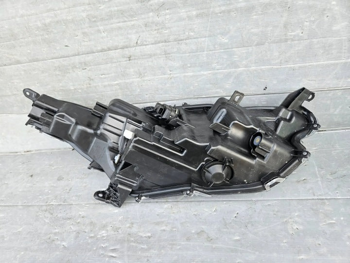 Frontscheinwerfer Toyota Yaris KJL69 Links Scheinwerfer Headlight SCH7278117779zk