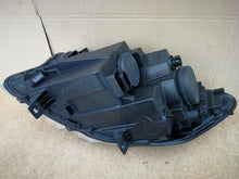 Laden Sie das Bild in den Galerie-Viewer, Frontscheinwerfer Mercedes-Benz Sprinter A9109060100 90139095AF Rechts Headlight