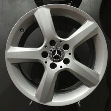 Load image into Gallery viewer, 4x Alufelge 17 Zoll 7.5" 5x112 42ET Silber A1724013602 Mercedes-Benz Slk R172 FEL2198448431lr