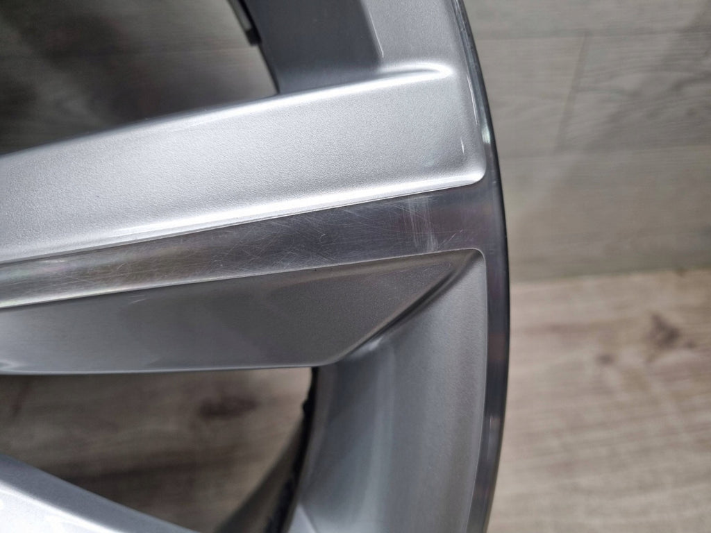 1x Alufelge 17 Zoll 7.5" 5x112 47ET Glanz Silber 3AA601025F VW Passat B7 FEL3101173651xl