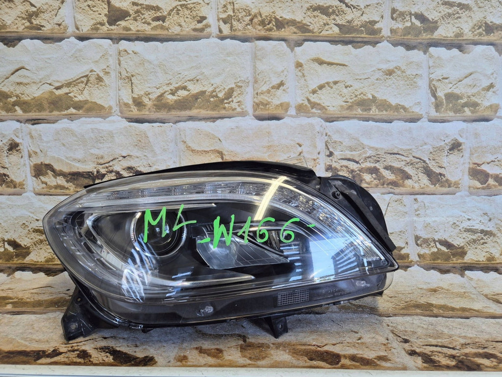 Frontscheinwerfer Mercedes-Benz W166 A1668207461 Rechts Scheinwerfer Headlight SCH2911358659ri