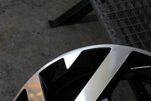 Load image into Gallery viewer, 1x Alufelge 19 Zoll 8.0" 5x112 46ET Glanz Gold 5A269E5 Mini Countryman Rim Wheel FEL5509651413ce