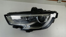 Laden Sie das Bild in den Galerie-Viewer, Frontscheinwerfer Audi A3 8V0941005E Xenon Links Scheinwerfer Headlight SCH7159589023mu