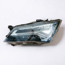 Laden Sie das Bild in den Galerie-Viewer, Frontscheinwerfer Seat Ateca 576941007D 90117433 LED Links Headlight